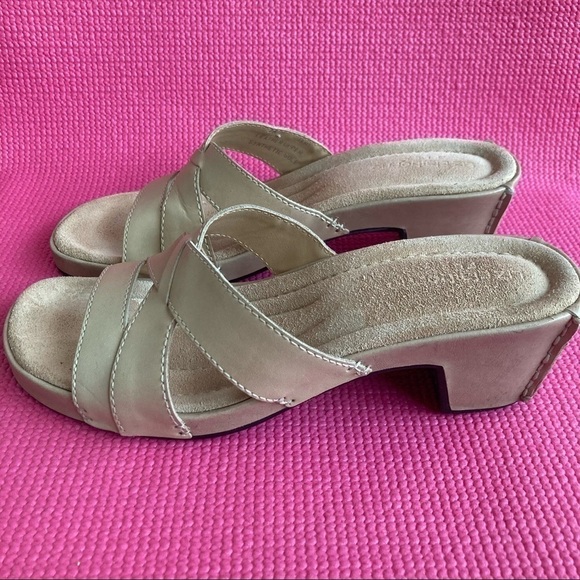 Liz Claiborne Flex  sandals Tan Women's  7m - Picture 3 of 8